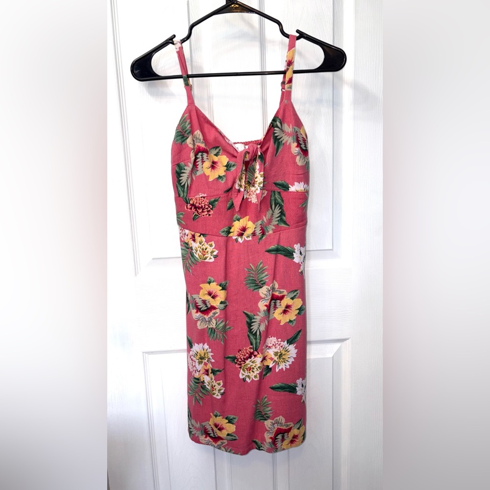 Hollister Pink Sundress with Spaghetti Straps  (USED)
